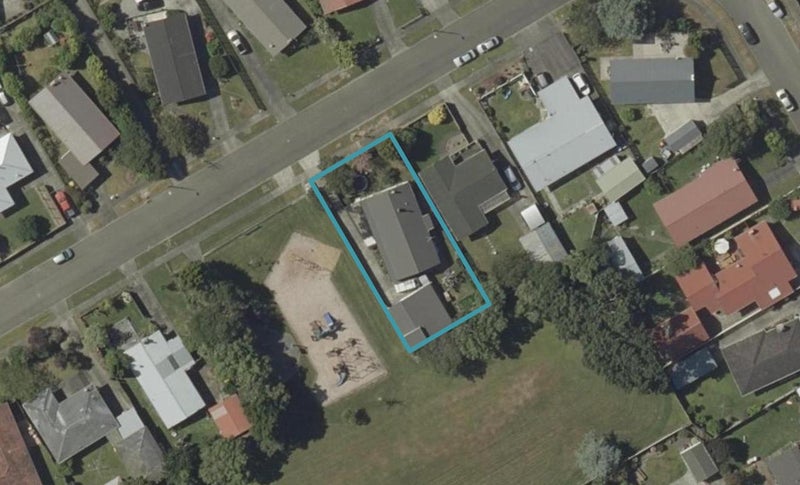 10 Kimberley Grove, Westbrook, Palmerston North - Carousel 1
