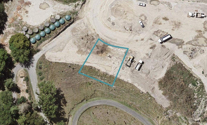 98 Oak Road, Poraiti, Napier - Carousel 1