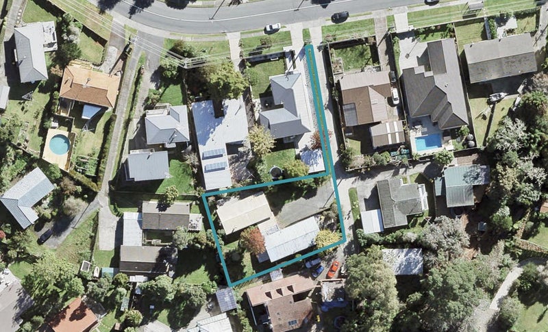 2/68 Glenvar Road, Torbay, Auckland - Carousel 1