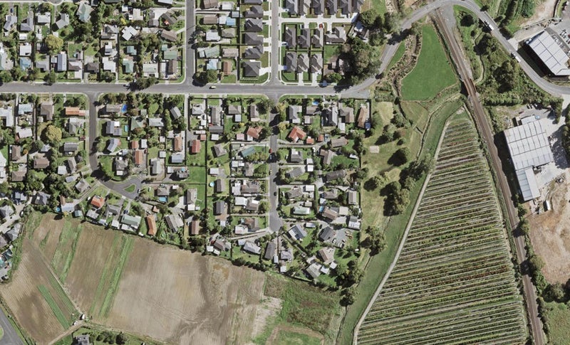 12 Lipton Grove, Opaheke, Papakura - Carousel 1