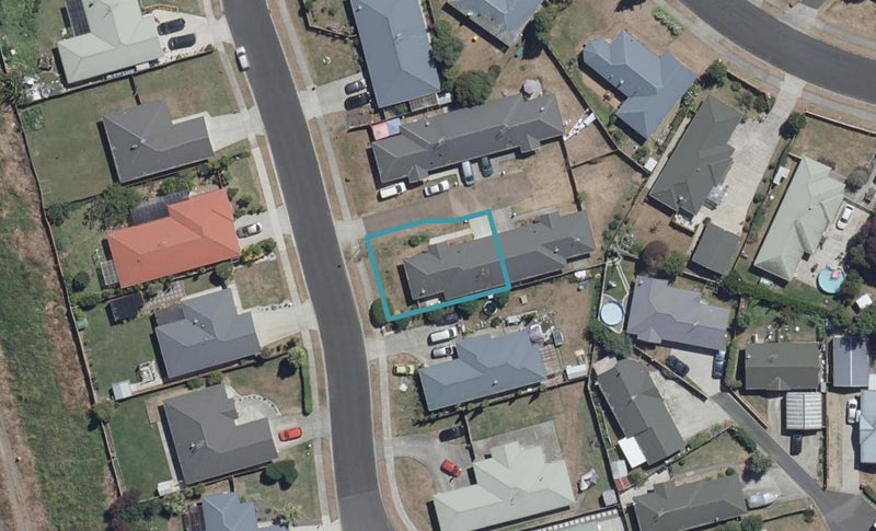 11 Kittyhawk Place, Melville, Hamilton - Carousel 1