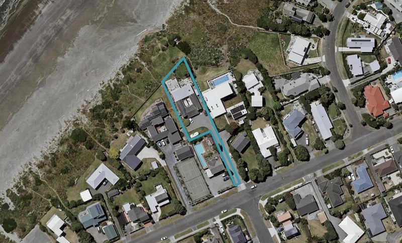 125A Field Way, Waikanae Beach, Waikanae - Carousel 1