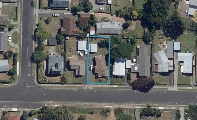 34 Hibiscus Avenue, Hamilton Lake, Hamilton - Carousel 1