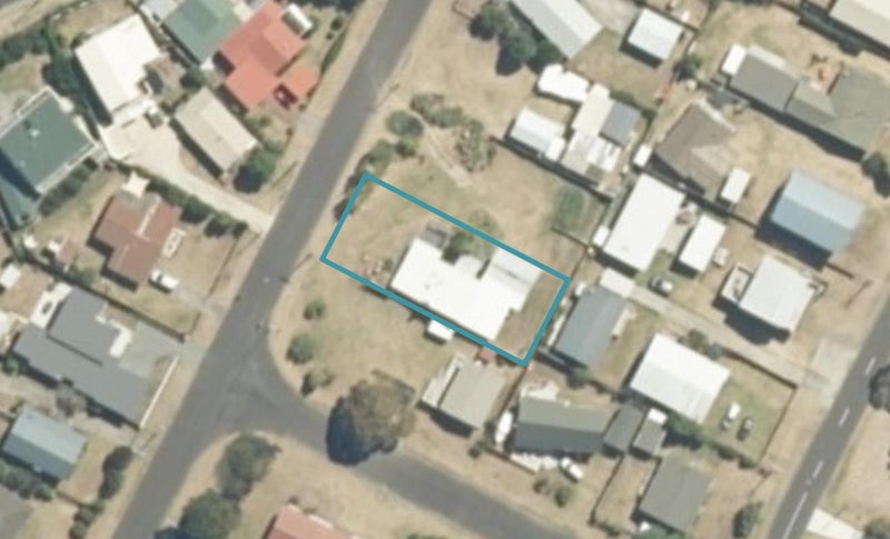 202 Hauturu Street, Whangamatā - Carousel 1