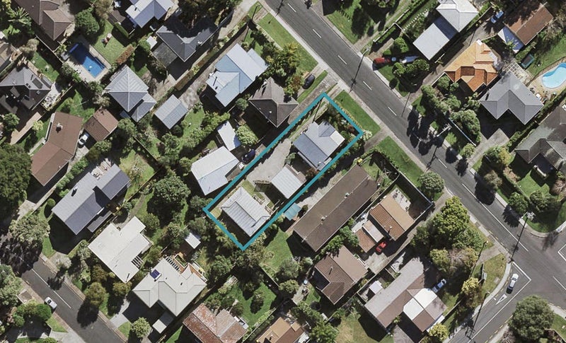 2/40 Hillcrest Avenue, Hillcrest, Auckland - Carousel 1