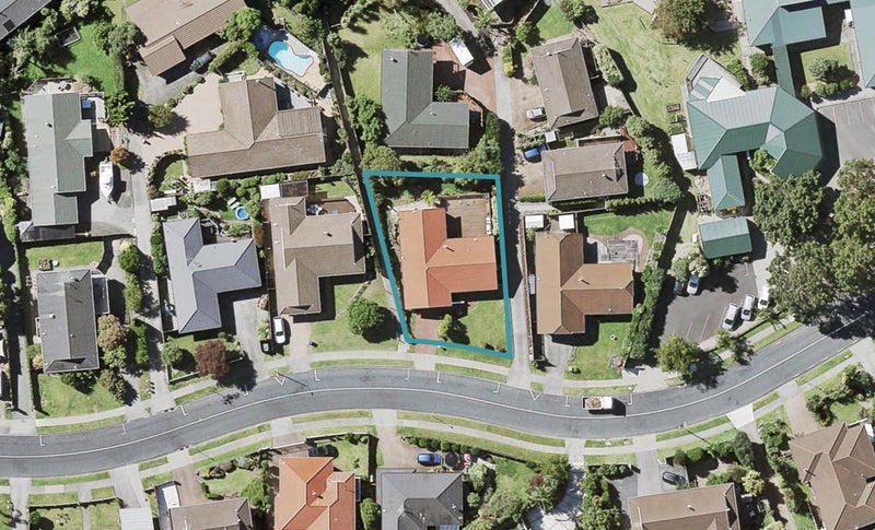 23 Sunnyview Avenue, Shelly Park, Auckland - Carousel 1