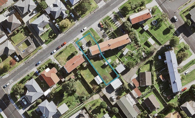 12 Malcolm Street, Wesley, Auckland - Carousel 1