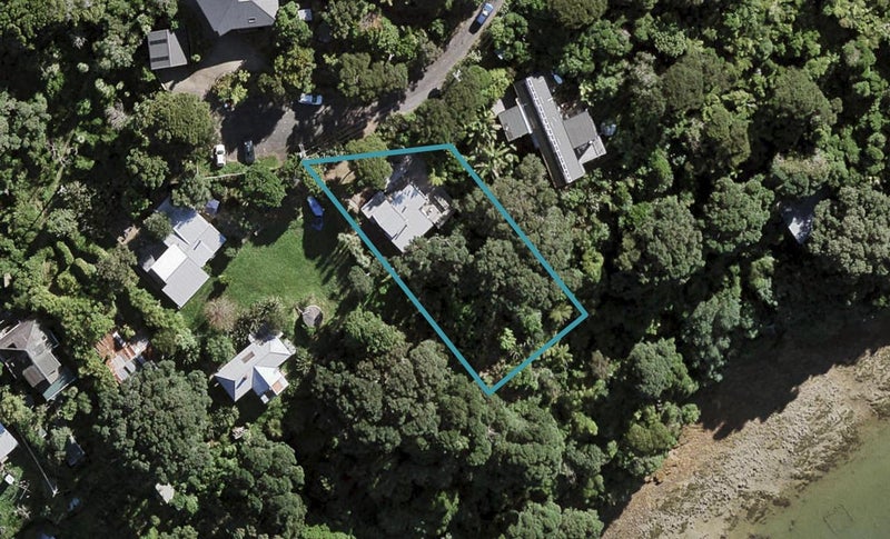 52 Albert Crescent, Ostend, Waiheke Island - Carousel 1