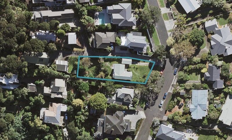 43 Seaview Avenue, Northcote, Auckland - Carousel 1