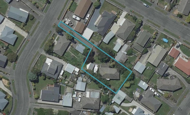 43 Frensham Crescent, Woolston, Christchurch - Carousel 1