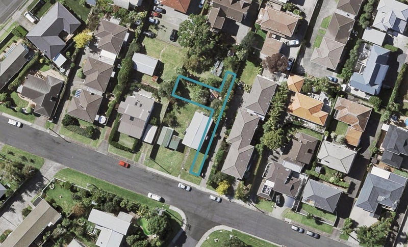 6D Tobruk Crescent, Milford, Auckland - Carousel 1
