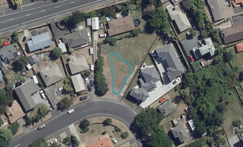 2/52 Banbury Crescent, Fairfield, Hamilton - Carousel 1