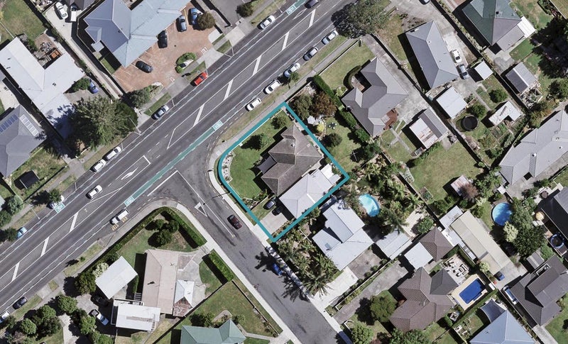 136 Gloucester Street, Taradale, Napier - Carousel 1