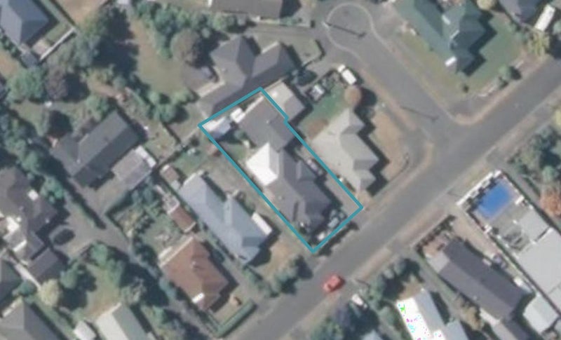 15 Reid Crescent, Allenton, Ashburton - Carousel 1