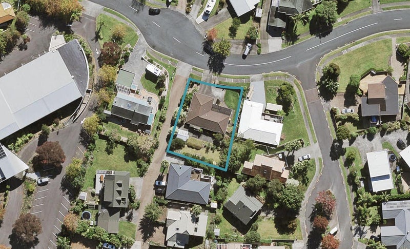 32 Bronzewing Terrace, Unsworth Heights, Auckland - Carousel 1