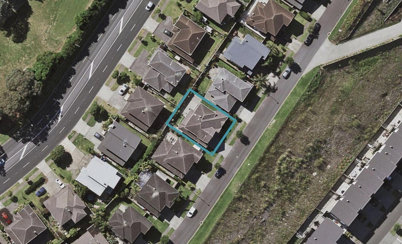 61 Magma Crescent, Stonefields, Auckland - Carousel 1