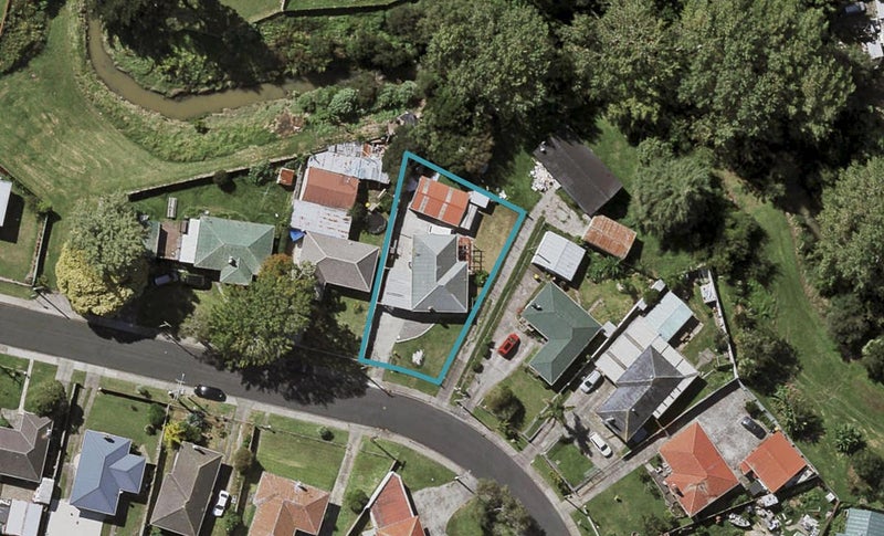 14 Blampied Road, Otara, Auckland - Carousel 1