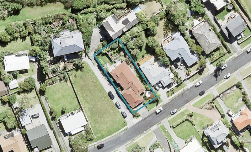 76 Pacific Parade, Army Bay, Whangaparaoa - Carousel 1