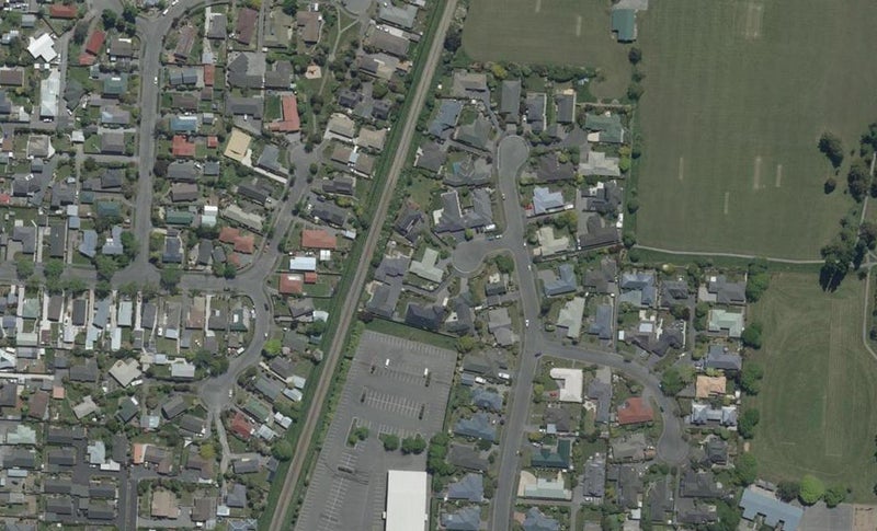 9 Thicket Close, Redwood, Christchurch - Carousel 1