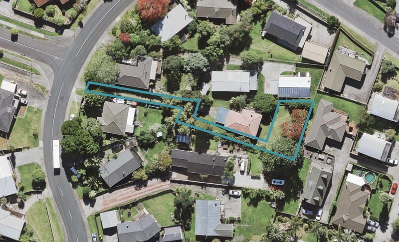 19C Bellringer Road, Massey, Auckland - Carousel 1