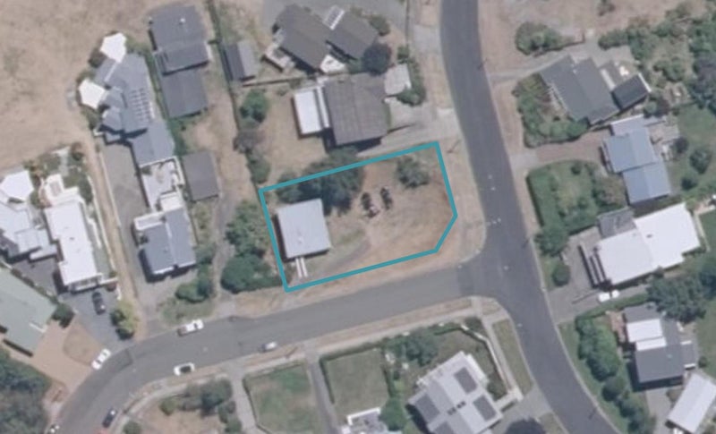 2 Chad Street, Rainbow Point, Taupo - Carousel 1