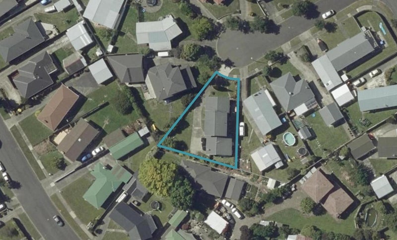 4 Wairau Place, Kelvin Grove, Palmerston North - Carousel 1
