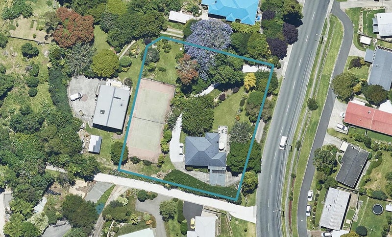 303 Ohauiti Road, Ohauiti, Tauranga - Carousel 1