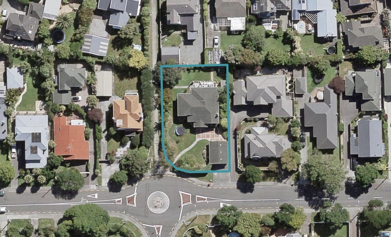 43 Puriri Street, Woburn, Lower Hutt - Carousel 1