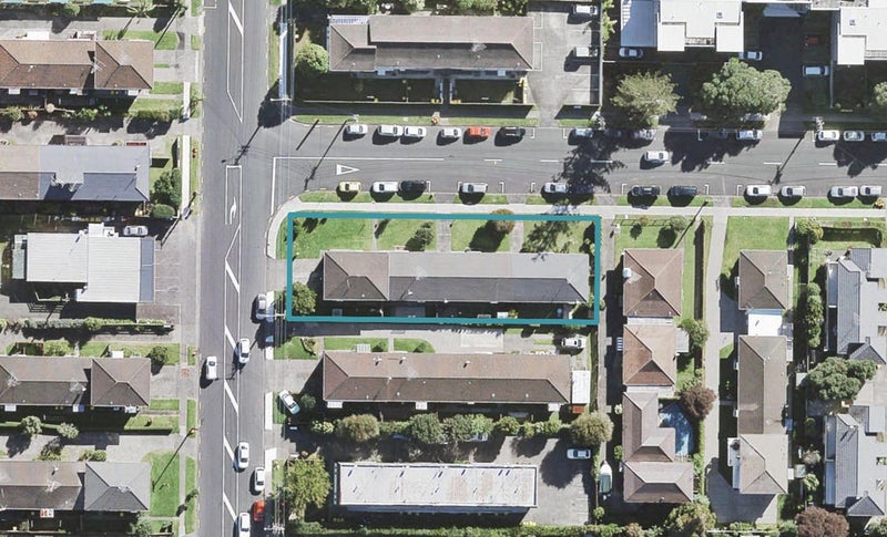 3/771 Beach Road, Browns Bay, Auckland - Carousel 1