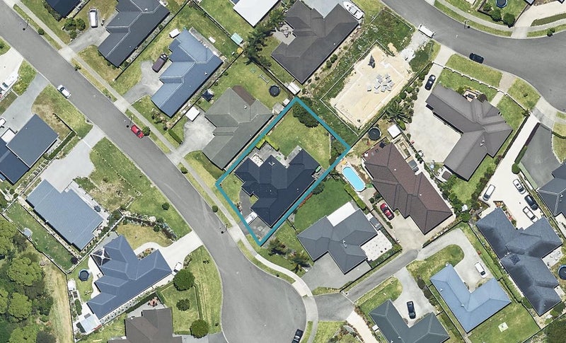 17 Danny Place, Pyes Pa, Tauranga - Carousel 1