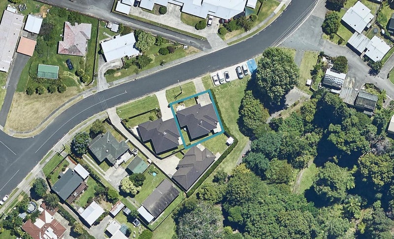 20A Robins Road, Judea, Tauranga - Carousel 1
