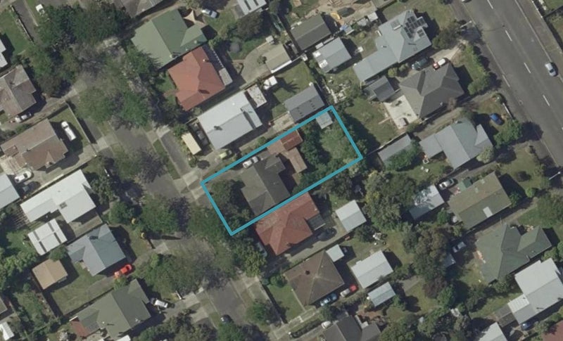 23 Kingswood Street, Takaro, Palmerston North - Carousel 1