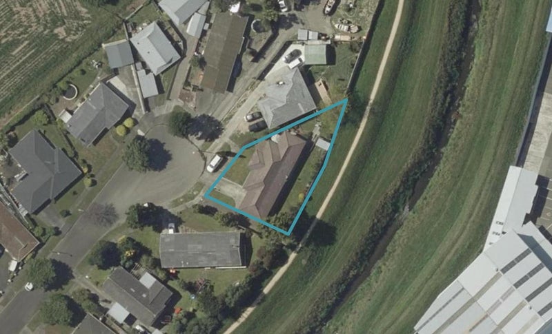 44 Meadowbrook Drive, Cloverlea, Palmerston North - Carousel 1