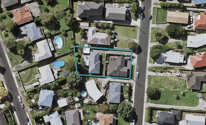 2/18 Merriefield Avenue, Forrest Hill, Auckland - Carousel 1