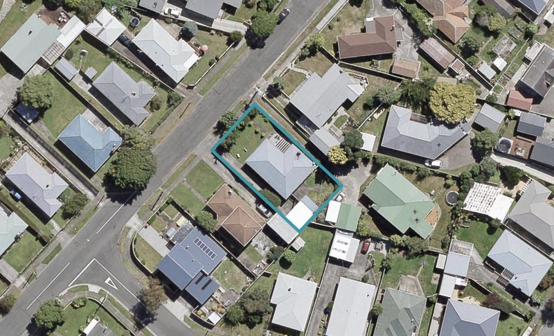 18 Foster Street, Taita, Lower Hutt - Carousel 1
