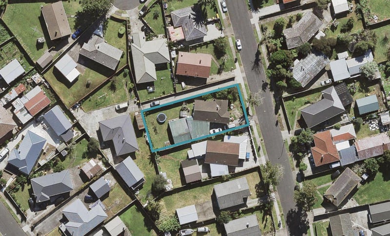 43 Convair Crescent, Mangere, Auckland - Carousel 1