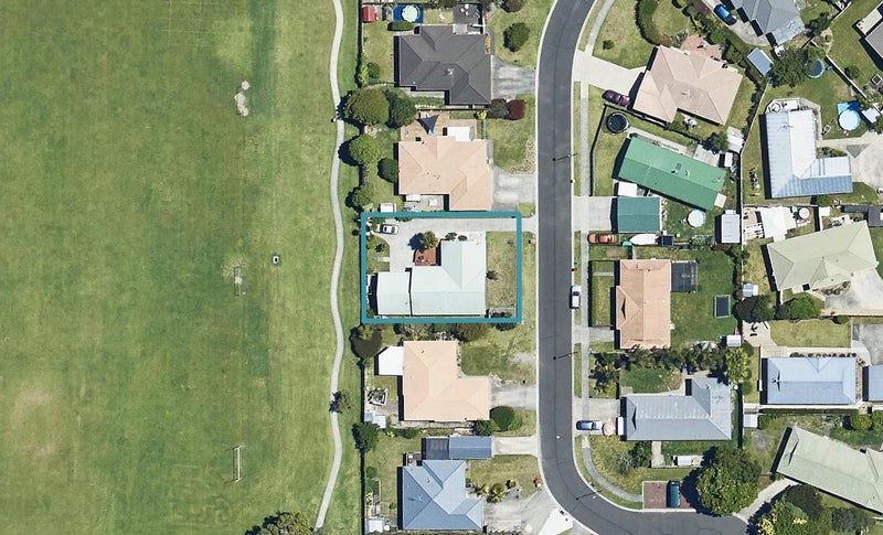 14 Checketts Place, Papamoa Beach, Papamoa - Carousel 1
