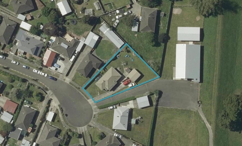 7 Ayr Place, Hokowhitu, Palmerston North - Carousel 1