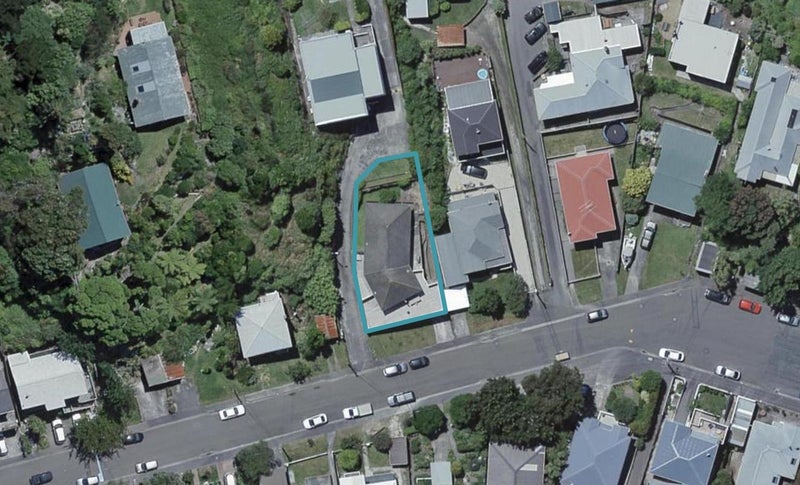32 Ribble Street, Island Bay, Wellington - Carousel 1