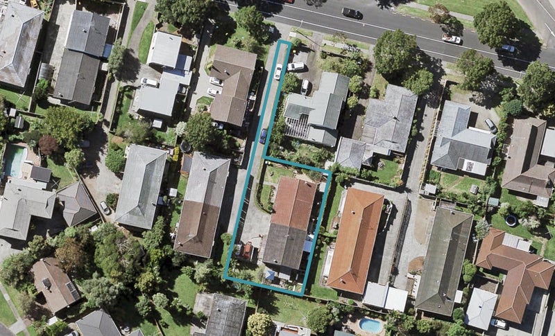 2/27 Butley Drive, Farm Cove, Auckland - Carousel 1