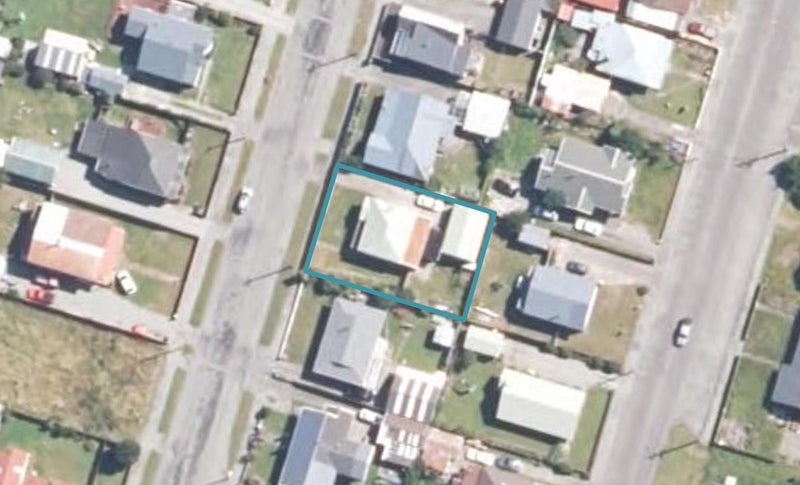 57 Blake Street, Blaketown, Greymouth - Carousel 1