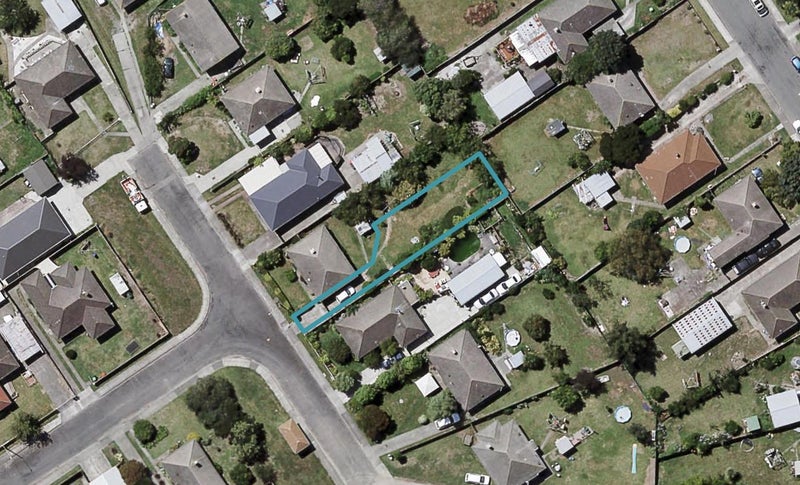 1216 Beatty Place, Mayfair, Hastings - Carousel 1