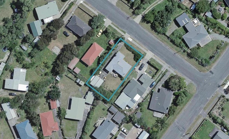 114 Brandon Street, Featherston - Carousel 1