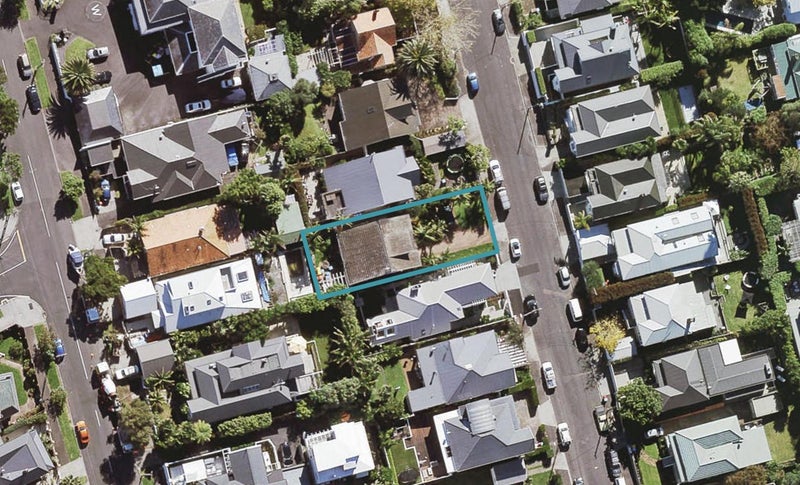 42 Lawrence Street, Herne Bay, Auckland - Carousel 1