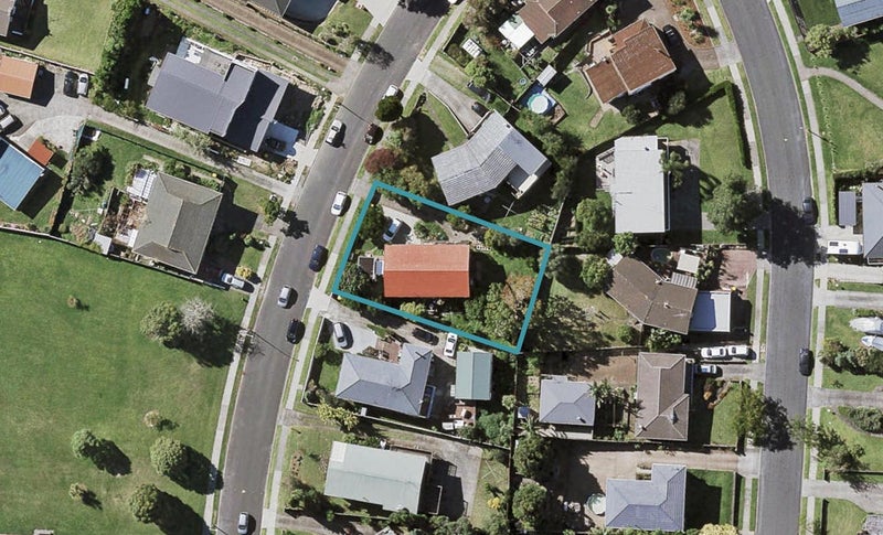 23 La Trobe Street, Pakuranga Heights, Auckland - Carousel 1