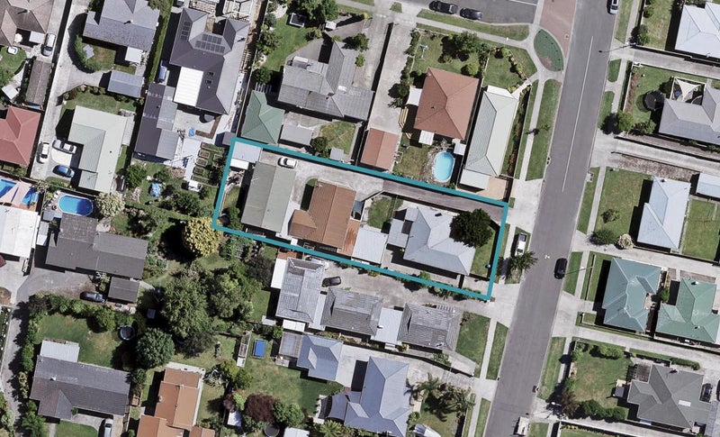 2/11 King Street, Taradale, Napier - Carousel 1