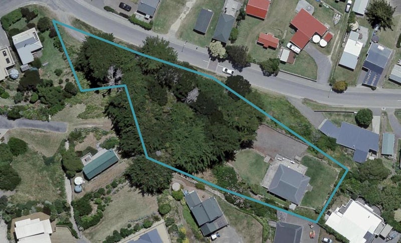 110 Jetty Road, Castlepoint - Carousel 1
