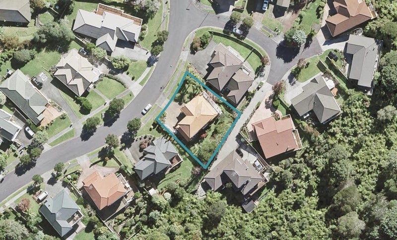 9 Woodridge Avenue, Northcross, Auckland - Carousel 1