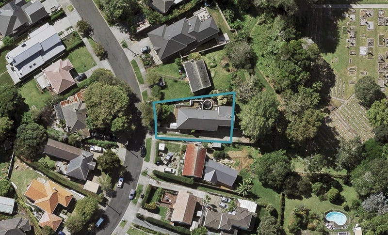 27 Tahapa Crescent, Meadowbank, Auckland - Carousel 1