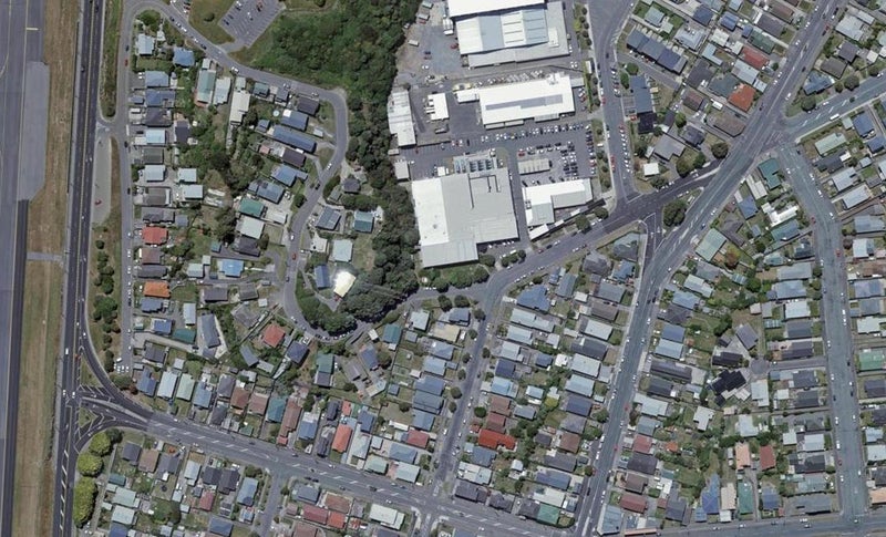 125 Wexford Road, Miramar, Wellington - Carousel 1
